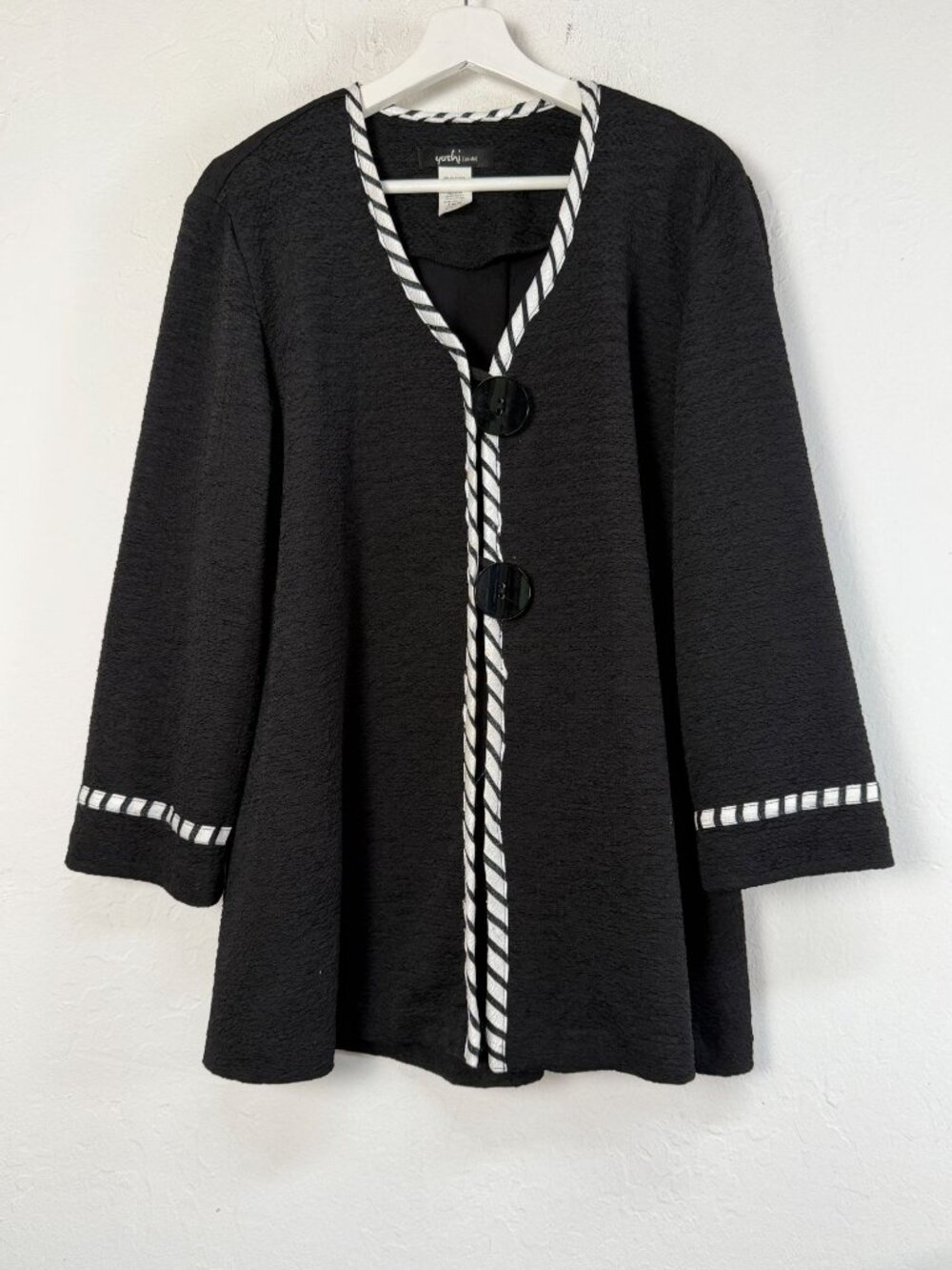 Yushi Textured Crinkle Jacket Large Black White Striped Trim Statement Button